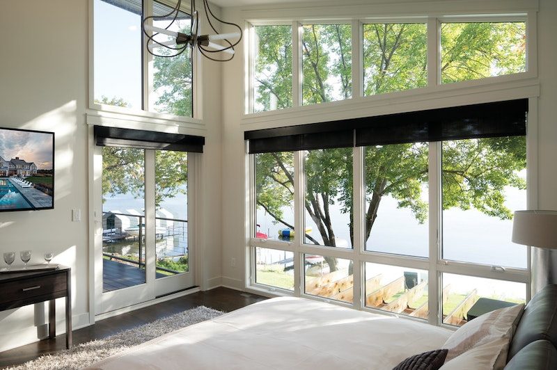 andersen-400series-windows-white-bedroom-interior